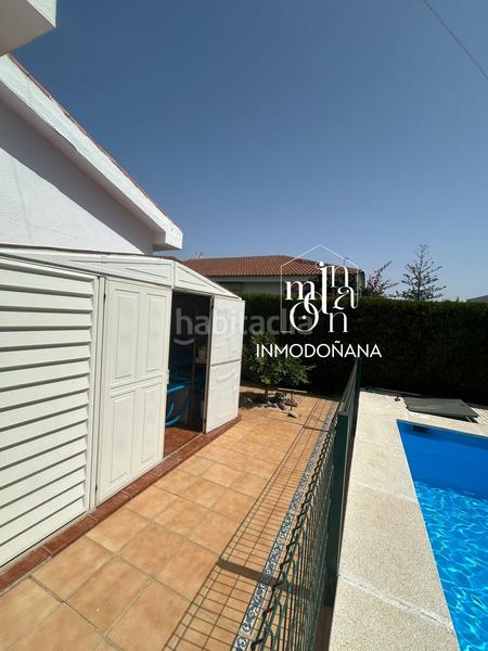 Foto 4e2b2b73-10cb-4177-adb4-9c3521cdbac0. Xalet amb calefacció aparcament a Centro - Torre de la Higuera Almonte