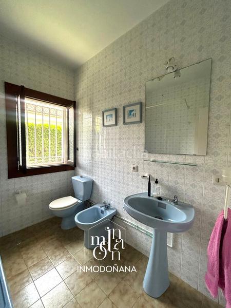 Foto caf36bd1-f943-4b89-9c34-a4b61b51fd23. Xalet amb calefacció aparcament a Centro - Torre de la Higuera Almonte