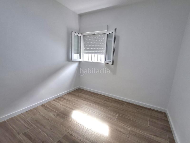 Foto 49f4c278-961f-4f54-b759-f45a8dd938ca. Maison jumelée avec parking dans Pilas