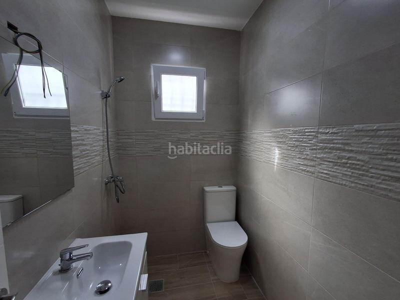Foto fb9408de-4f4c-40bb-8de2-3e14042ecbea. Maison jumelée avec parking dans Pilas