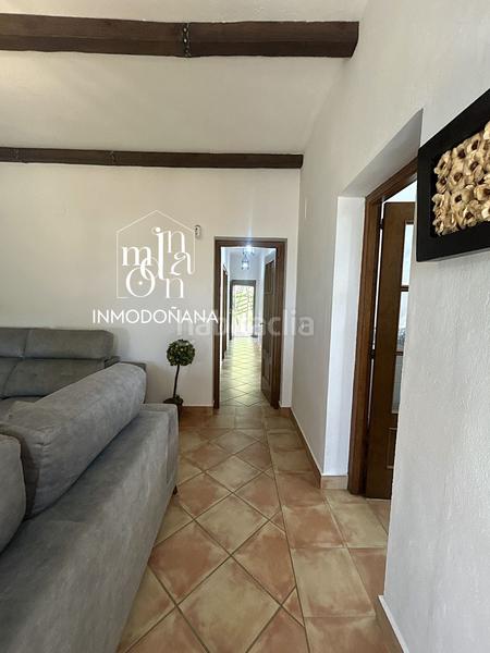 Foto 046b9827-a17a-4283-9523-4ce1d68a7e91. Xalet amb calefacció aparcament piscina a Centro - Torre de la Higuera Almonte