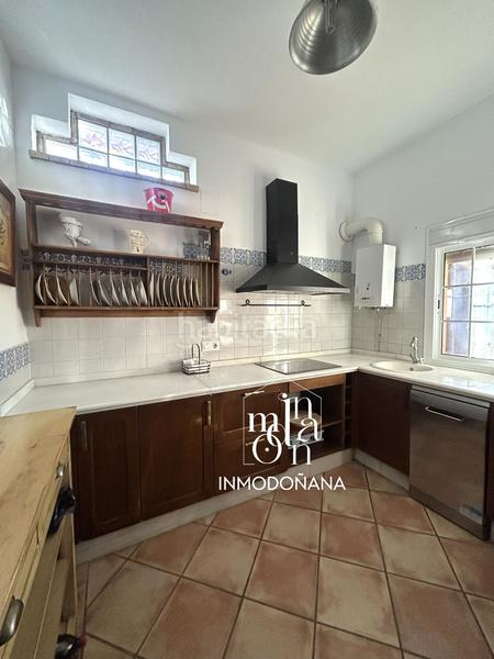 Foto 26545292-fa54-41ec-9c7d-4bf371b2515d. Xalet amb calefacció aparcament piscina a Centro - Torre de la Higuera Almonte