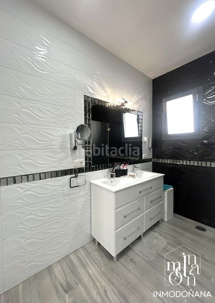Foto dd9577bd-ef90-4017-8934-b8145a471c44. Xalet amb aparcament a Centro - Torre de la Higuera Almonte