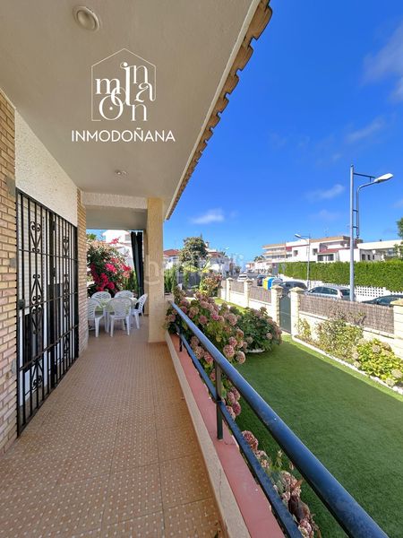 Foto c41cc8c7-7eba-4984-b1d1-9af51b22a718. Xalet amb calefacció aparcament piscina a Centro - Torre de la Higuera Almonte