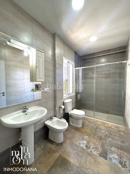 Foto e1647dad-60f7-4998-a103-40bdea68c575. Xalet amb calefacció aparcament piscina a Centro - Torre de la Higuera Almonte