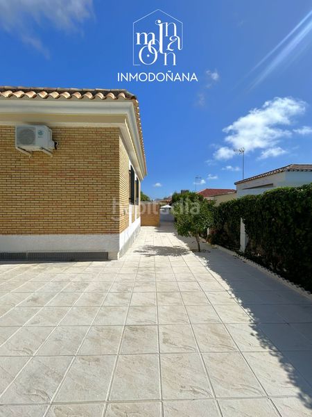 Foto f9873060-a69a-4d86-af99-2c937192a992. Xalet amb calefacció aparcament piscina a Centro - Torre de la Higuera Almonte