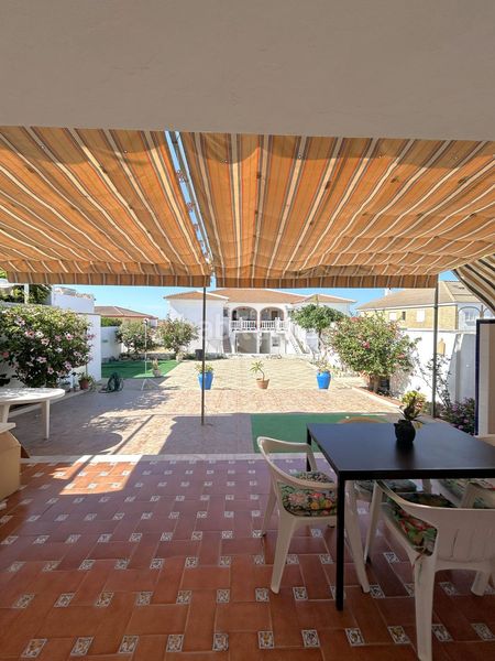 Foto cabb6f15-e300-44e9-9280-0c9d16fe9cc7. Casa adossada amb aparcament a Coto Almonte