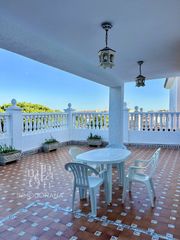Maison jumelée à Caño Guerrero. Adosado en venta en sector somormujo, 2 dormitorios.