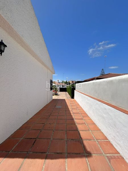 Foto 59ebaa71-1b90-4ecb-8c62-b8ac2e9a6f24. Xalet amb aparcament piscina a Golf - Torre Almenara Almonte