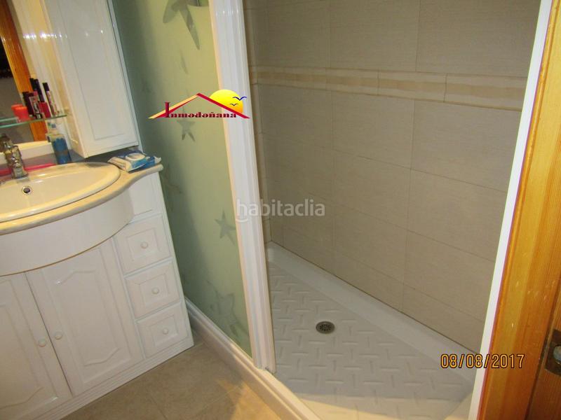 Foto d5b3dfd8-744b-4d40-9cb3-51a802d14d78. Casa a schiera con parcheggio in Caño Guerrero Almonte