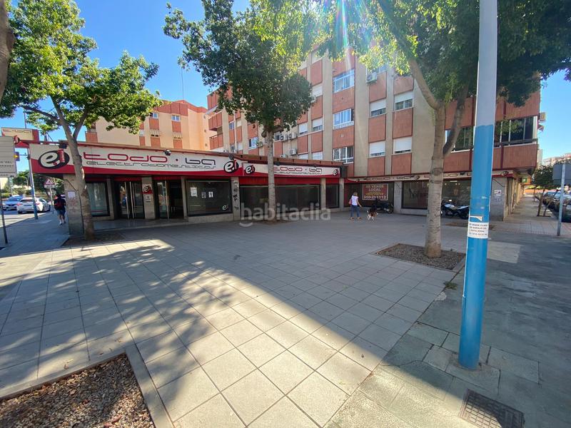 Foto 7ad91c95-db68-4c0d-b686-872e874f3ce9. Local comercial en avenida padre méndez 56 local en Almería