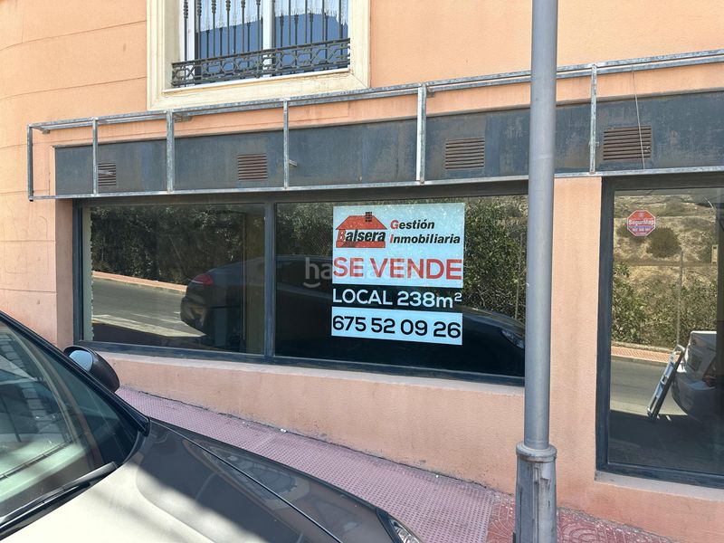 Foto 6f38695f-8a8d-4f32-9aab-93ab908b58df. Local comercial en calle alvarez de sotomayor 1 local en venta en Viator