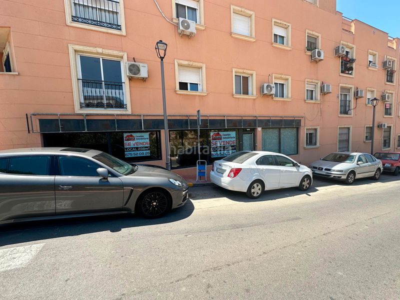 Foto 8b14c354-4f62-4f42-8821-b64ae7a23d12. Local comercial en calle alvarez de sotomayor 1 local en venta en Viator
