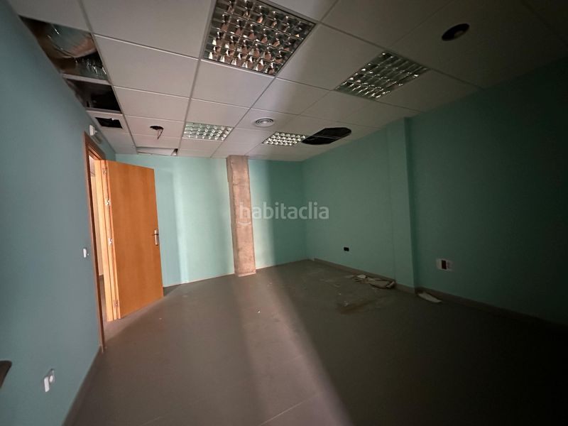 Foto ee4e5bd5-2504-4c73-86f0-b7beff3640fc. Local comercial en calle alvarez de sotomayor 1 local en venta en Viator