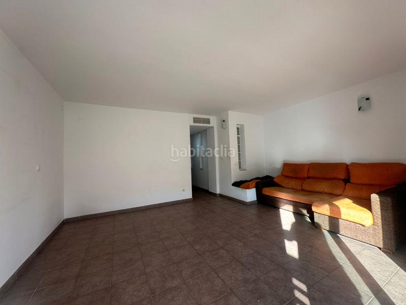 Foto 77b84a45-4806-4400-a5ad-93b41e19da37. Piso vivienda en primera planta con garaje, trastero y zonas comunes – El Toyo, retamar en Almería