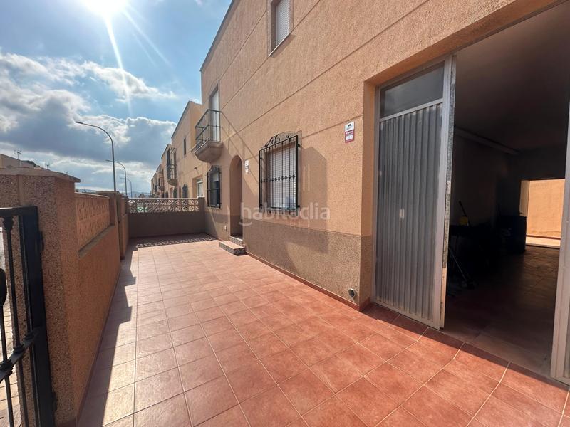 Foto 5c08fb1b-77bf-459b-9709-8232e99d3392. Duplex in San Isidro - Campohermoso Níjar