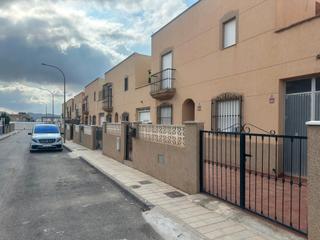 Duplex à San Isidro - Campohermoso. Venta de dúplex en san isidro de níjar (almería)
