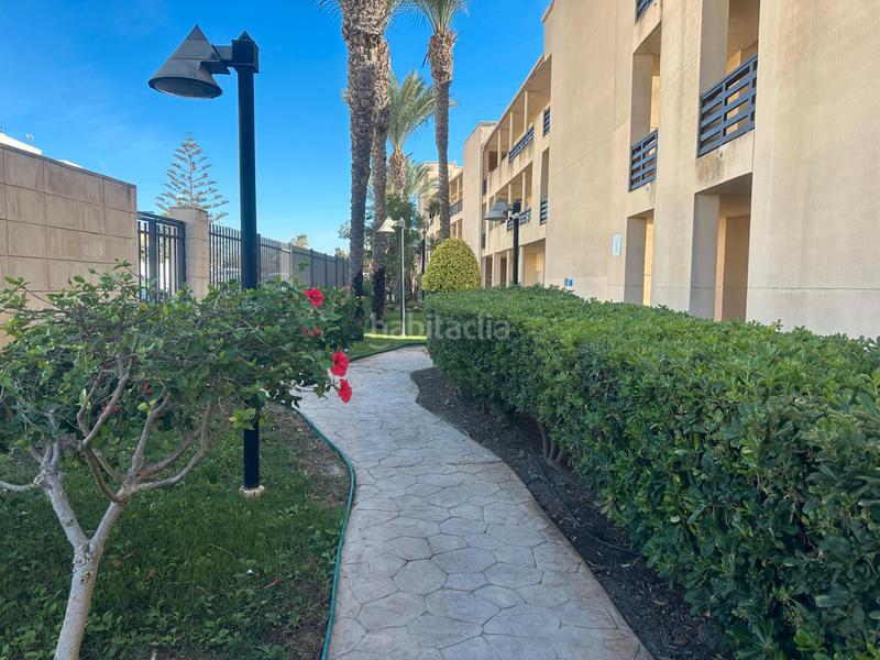 Foto 27e58ccc-020c-4e27-aff9-b0932343fa6d. Apartament a Retamar Almería