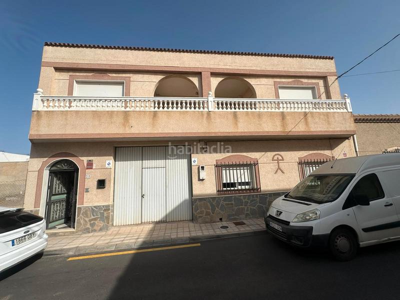 Foto dce33f99-628f-4515-a885-f4da94ad3098. Maison jumelée dans San Isidro - Campohermoso Níjar