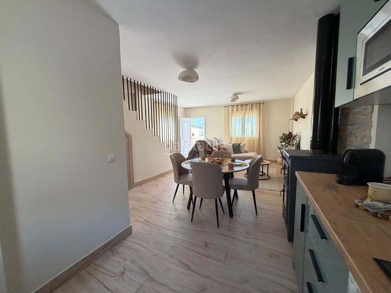 Foto df8b747a-c10d-473d-b074-676b3aaea7a0. Maison dans Abla