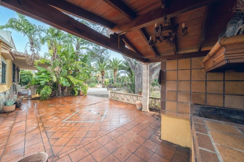 Foto a13103dc-9398-436f-b9df-f679884736ad. Chalet en camí de ca-s'hereu 3 se vende finca en Llucmajor interior Llucmajor