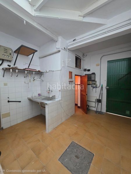 Foto 06127464-3ad9-40b0-8576-250c0e3edae5. Planta baixa a Plaça de Toros Palma de Mallorca