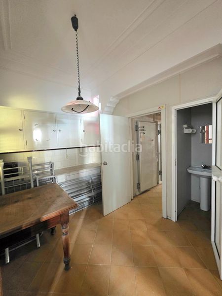 Foto 238a096b-3634-4dfb-9fd7-203b1488f8bb. Planta baixa a Plaça de Toros Palma de Mallorca