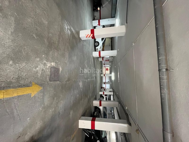 Foto cba38bb6-7cb5-4c60-b193-a1b640bd2879. Aparcament cotxe a Son Armadams Palma de Mallorca