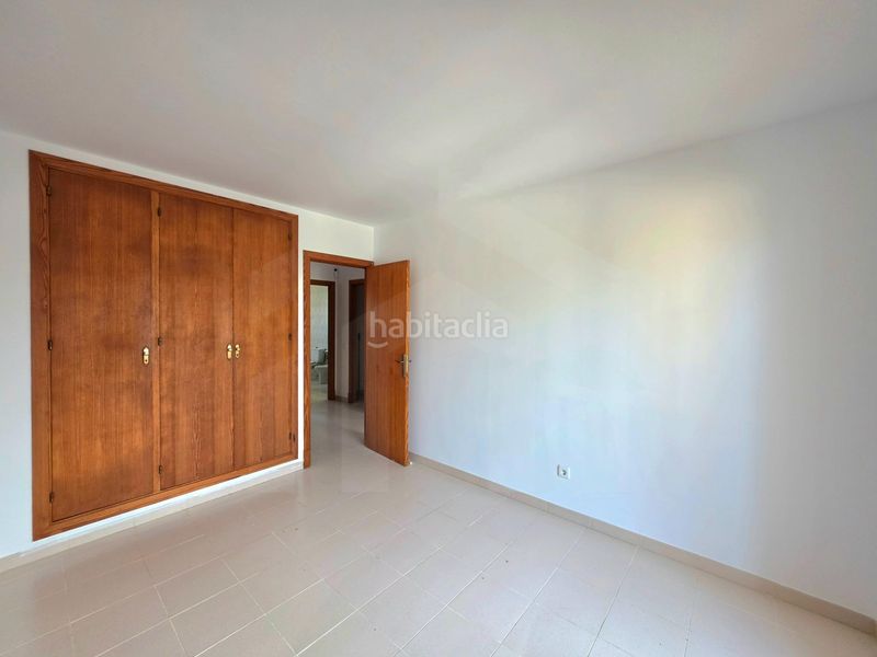 Foto c439681a-9ebf-4963-9a55-2c695687cad8. Casa adossada amb aparcament a Son Serra-Sa Vileta Palma de Mallorca
