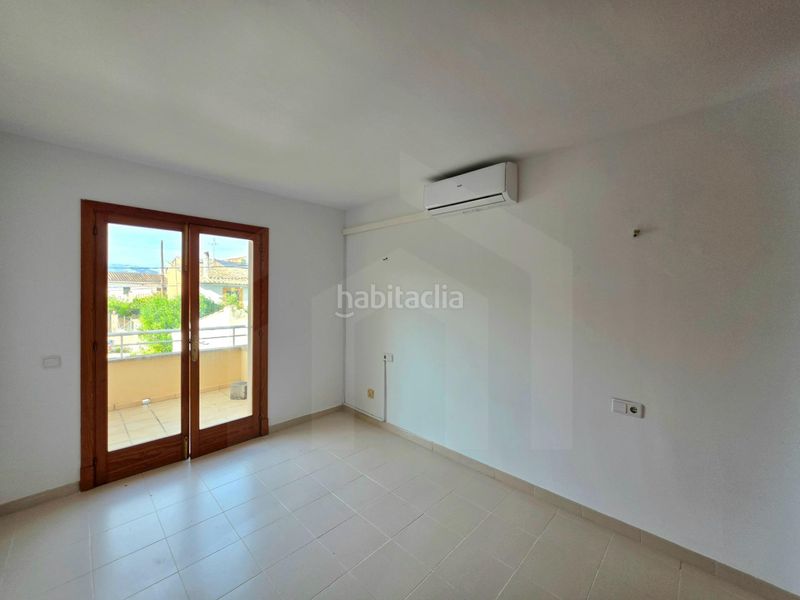 Foto cb4055b9-5ce0-46d7-a163-30f3daf97ff2. Casa adossada amb aparcament a Son Serra-Sa Vileta Palma de Mallorca