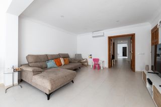 Piso  Carrer carrer terral. Vivienda reformada con vistas al mar, terrazas y parking