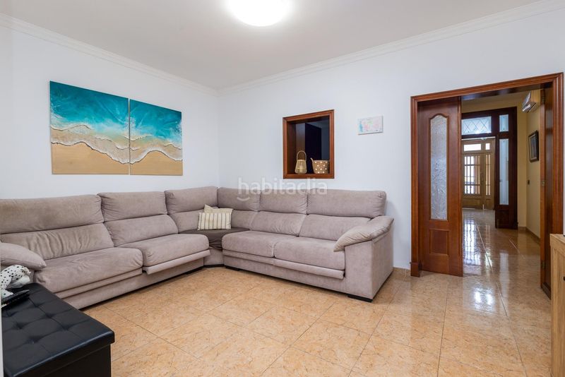 Foto d2352e63-b25e-4776-b75e-323c17303684. Planta baixa amb calefacció aparcament piscina a Llucmajor
