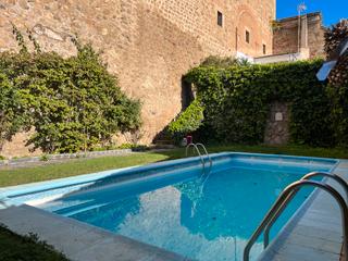 Maison  Calle coria. Casa con piscina privada en el centro de plasencia