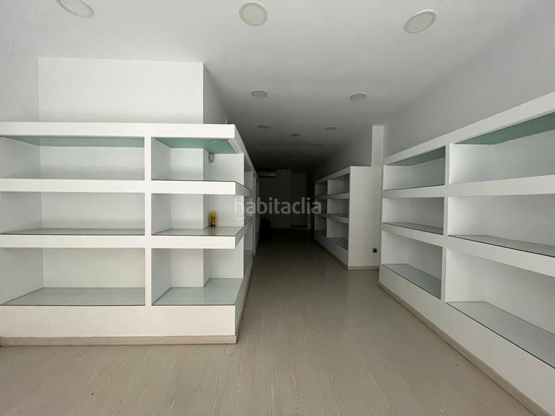 Foto a19e3790-9810-4123-8dad-c80acb9ae560. Alquiler local comercial local en calle pedro isidro en Plasencia