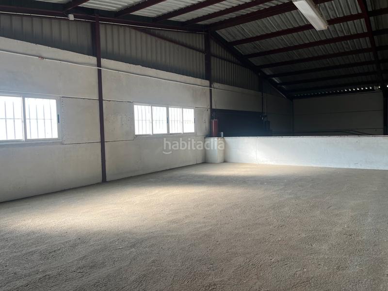 Foto f5a5fc29-1974-4d71-be4b-c3e7097966bc. Location bâtiment à usage industriel avec chauffage dans Plasencia