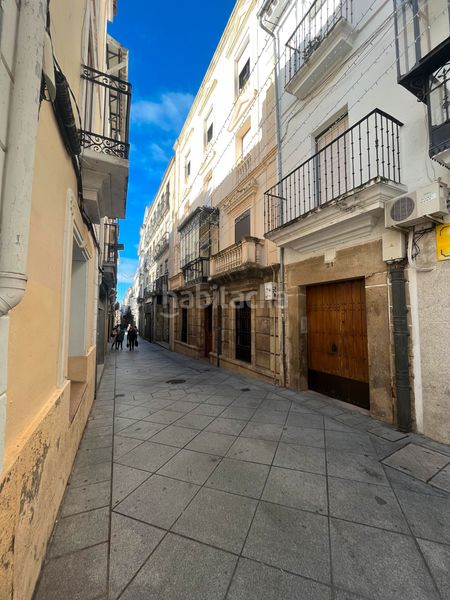 Foto b9817062-c529-4508-82da-0a28c990ca0a. Edificio in Centro Ciudad Plasencia