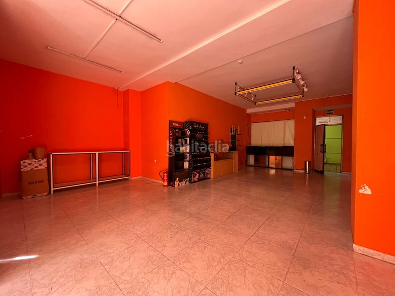 Foto e1aeb17d-1a4f-4aaa-9256-1fd5bfec9f71. Alquiler local comercial en Miralvalle - Av. Virgen del Puerto - La Data Plasencia