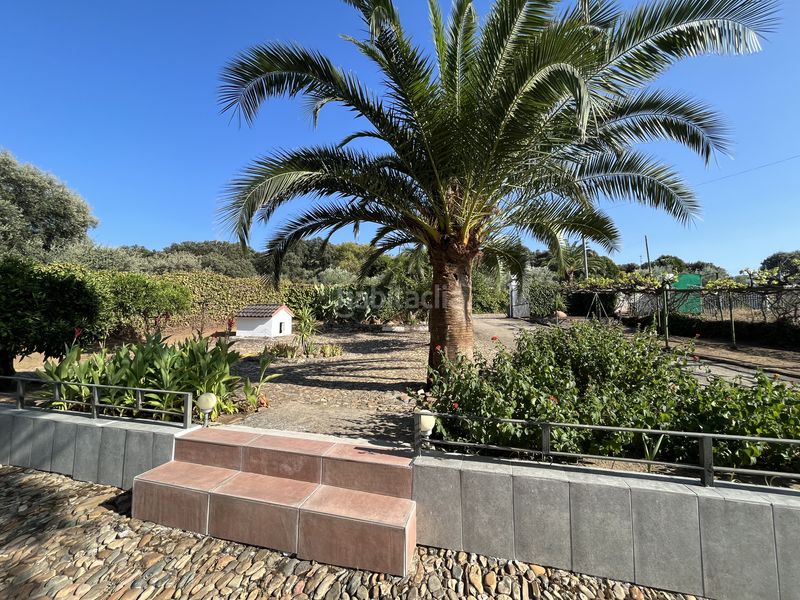 Foto c7b66cff-bd7d-41df-a0fd-5b179a1c1380. Xalet amb calefacció piscina a Malpartida de Plasencia