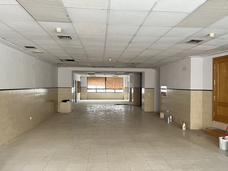 Foto c14d273e-b407-46fd-b6f2-a932e554ab1b. Local comercial a Centro Ciudad Plasencia