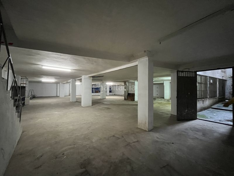 Foto 3ffa8c59-8da6-41d4-8db4-045a6bcd05cb. Local comercial a Centro Ciudad Plasencia