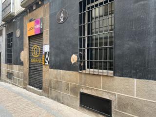 Local commercial  Calle santa maría. Se vende local bar / pub