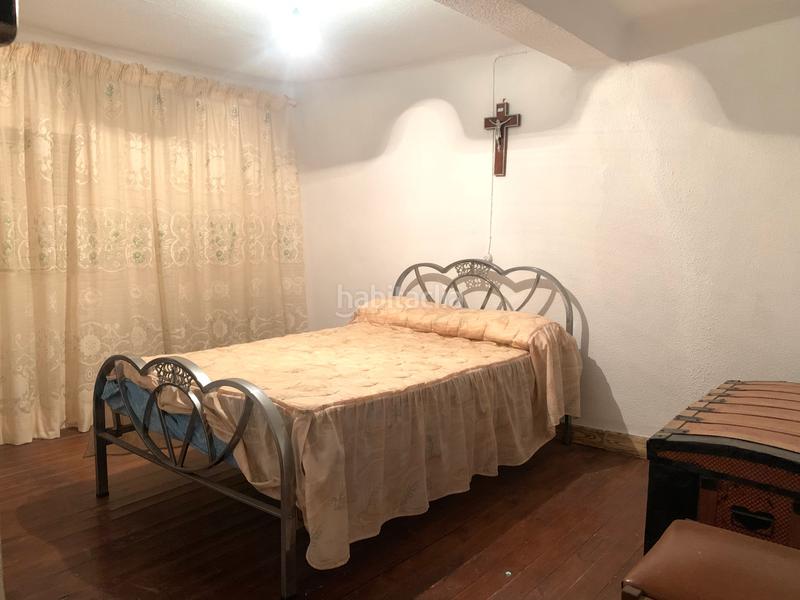 Foto b8ec2a00-32e4-4e6d-b366-4c13cc2324fe. Masía en Rebollar