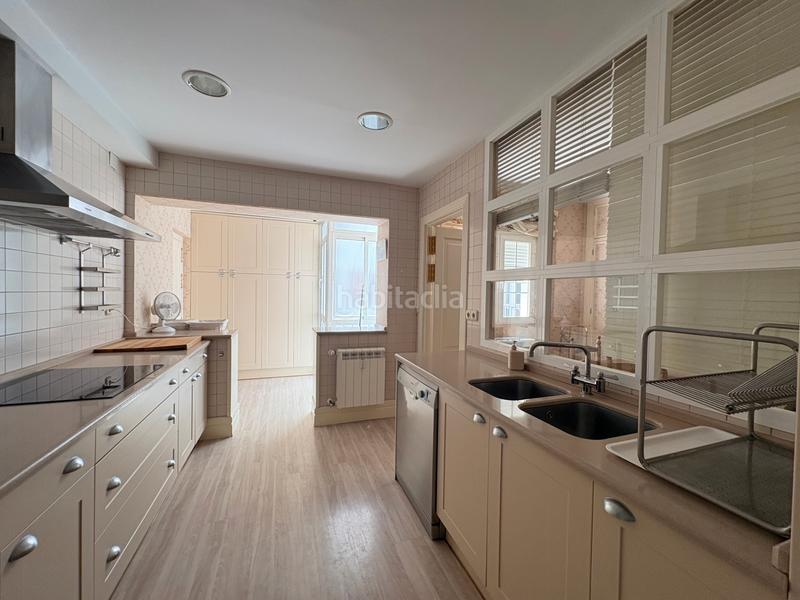 Foto c7bfbcf8-83b4-4287-94d3-ddb56768c005. Flat in Centro Ciudad Plasencia