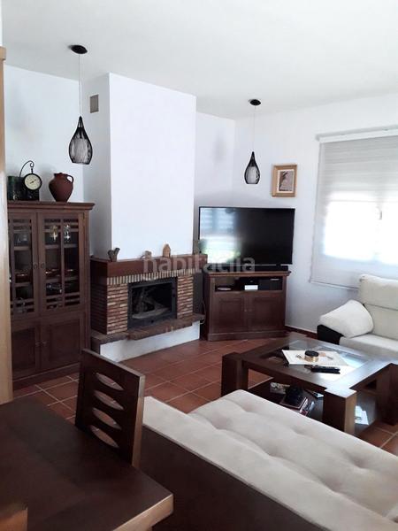 Foto 83adbde1-3e9b-414a-b87a-fd971ea4439d. Chalet with fireplace heating pool in Zona Norte - Hospital - Urbanizaciones Plasencia