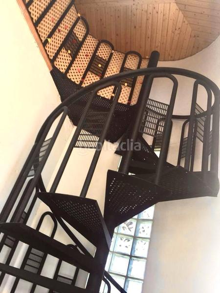 Foto 9009997f-af89-43b4-a57f-2f976af423e8. Chalet with fireplace heating pool in Zona Norte - Hospital - Urbanizaciones Plasencia