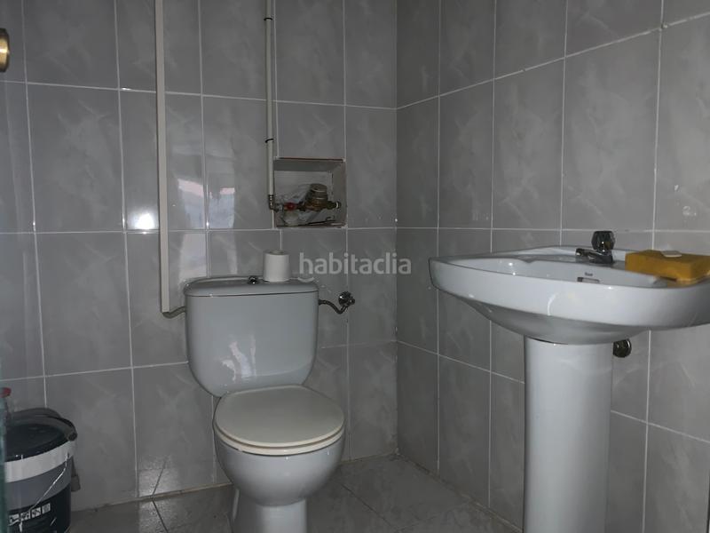 Foto 33a04f06-042d-4104-a753-809abdf1556a. Alquiler local comercial alquiler de local en avda. de la vera en Plasencia