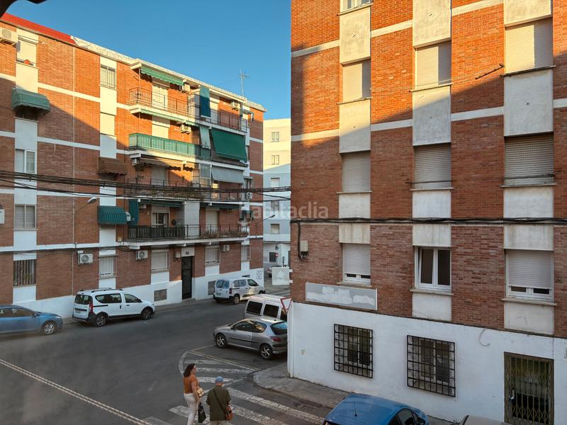 Foto 47670b6e-67b6-46d7-a78e-7c375572230b. Alquiler piso  en c/manuel revilla de castán en Plasencia