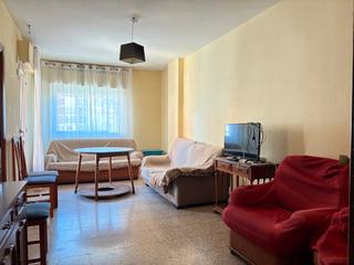 Miete Etagenwohnung  Calle de lope váez de herrero. Se alquila piso a estudiantes en c/lope báez de herrero