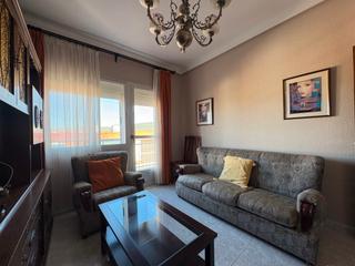 Location Appartement  Calle manuel revilla castán. Piso en c/manuel revilla