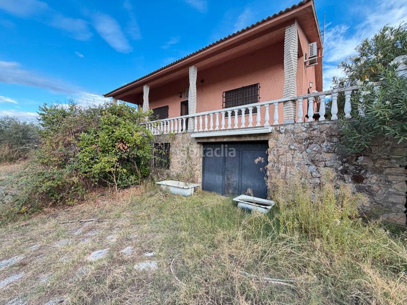 Foto 4de64350-1a0d-4690-aea6-09b7aeb48373. Chalet avec parking piscine dans Zona Norte - Hospital - Urbanizaciones Plasencia